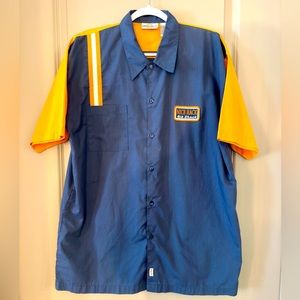 Men’s X-Large Custom Button Up Collared Shirt.   NICE RACK…rib shack